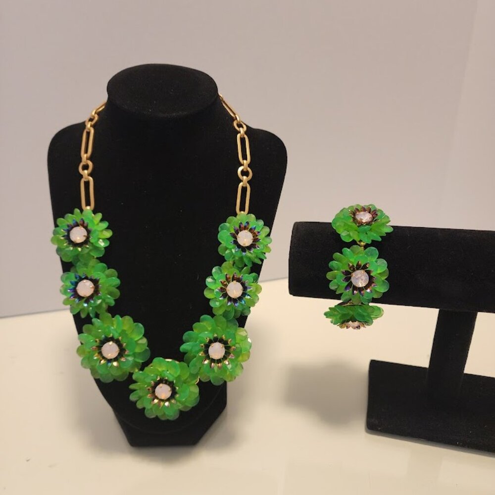 J Crew Green Floral Statement Necklace and Bracelet Set Flower